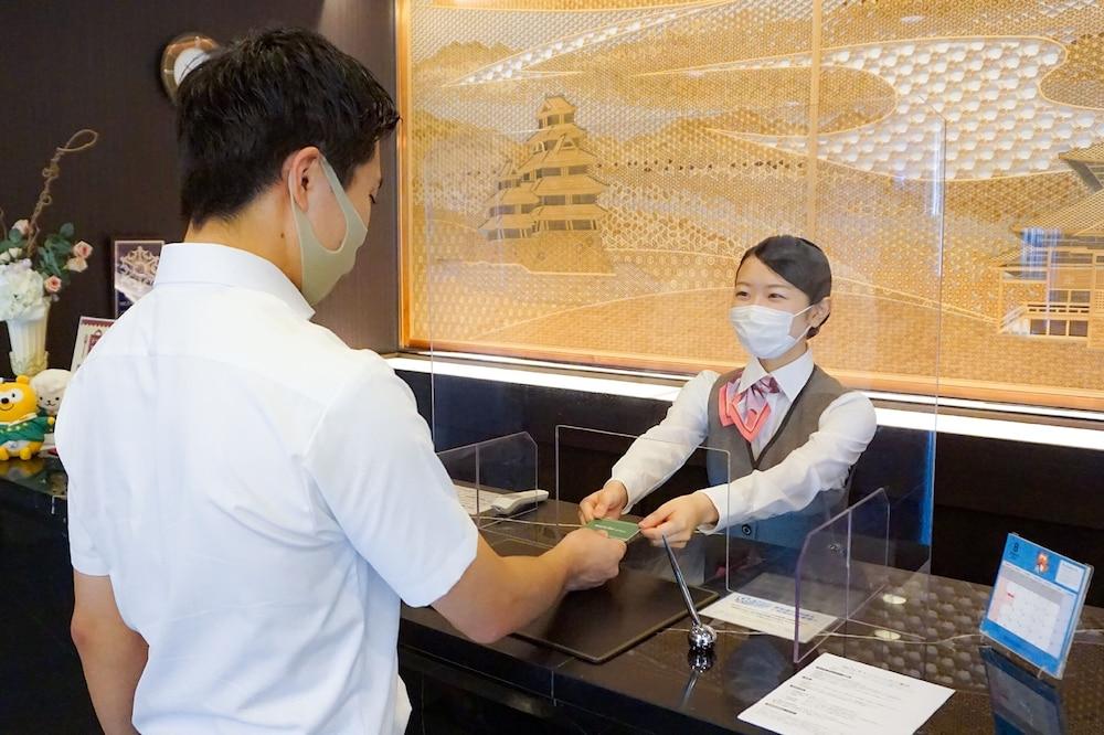 Hotel Route-Inn Oita Ekimae Ngoại thất bức ảnh